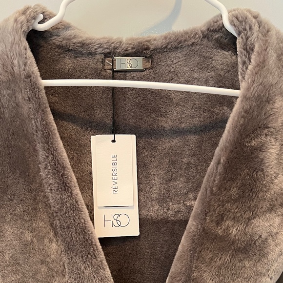 HiSO Genuine Shearling Baylie Reversible Fur Coat NWT XS Designer - Picture 3 of 6
